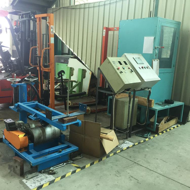 4 Polyurethane tires' Test.JPG